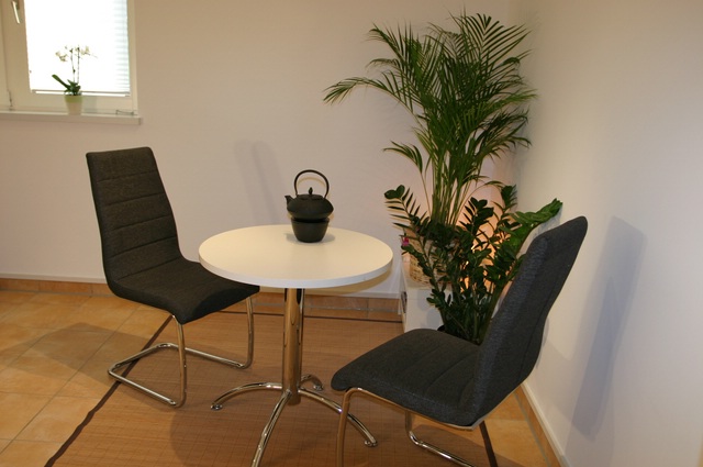 Sitzecke in meiner Praxis in Arnbach